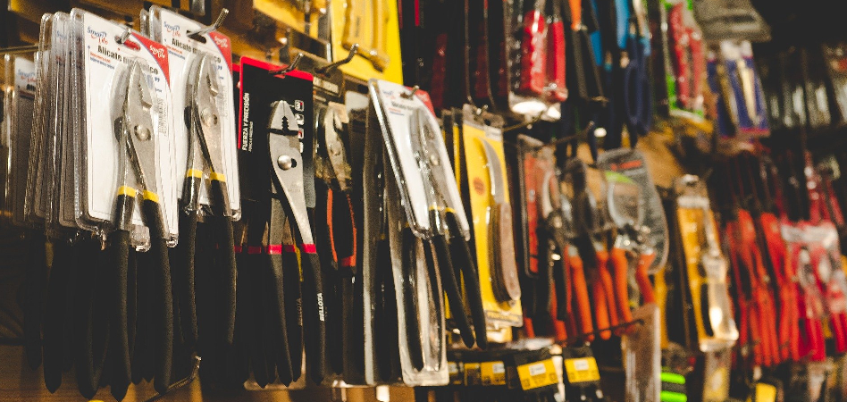 Which factors determine success in sales of DIY products?